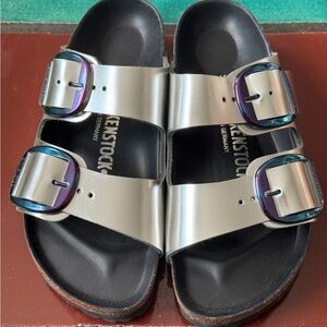 BNWB Birkenstock unisex Metallic Sandals with Iridescent Buckles, size 36